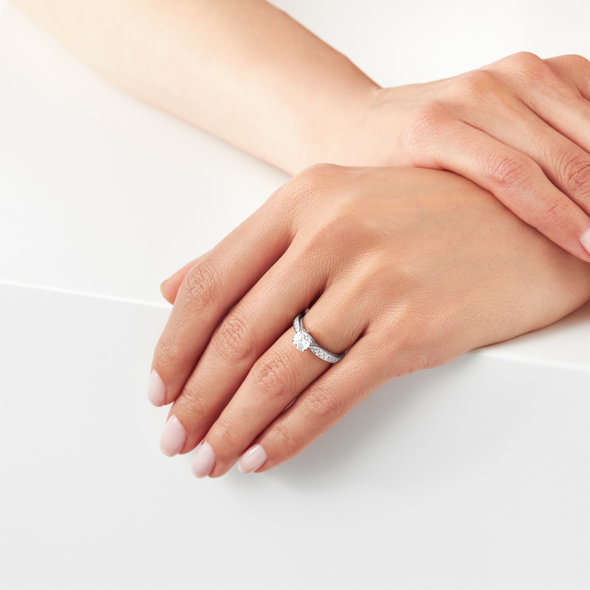 Mappin & Webb Boscobel Platinum 0.96cttw Diamond Engagement Ring Mappin & Webb Boscobel Platinum 0.96cttw Diamond Engagement Ring