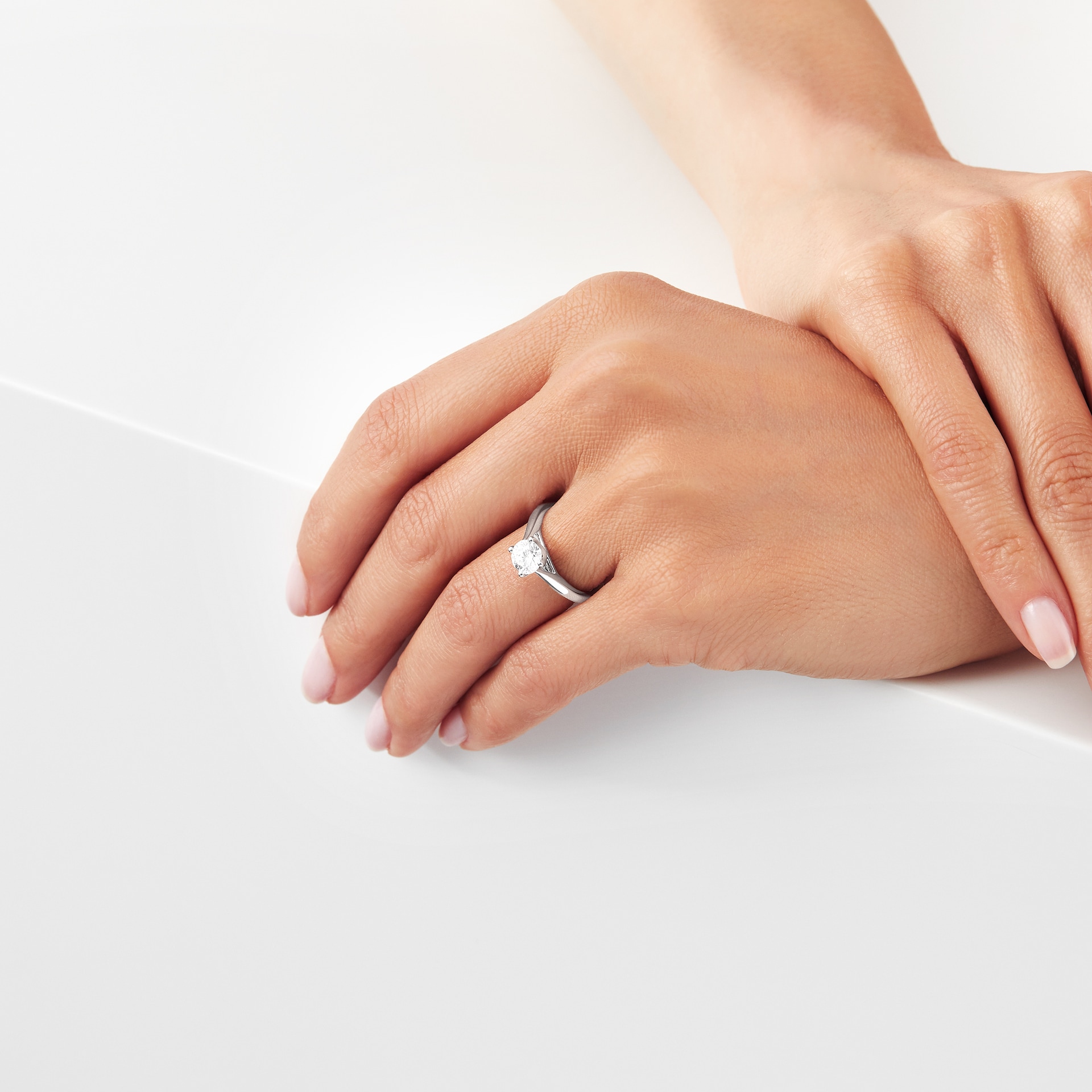 Goldsmiths Platinum Brilliant Cut 1.00 Carat 88 Facet Diamond Ring