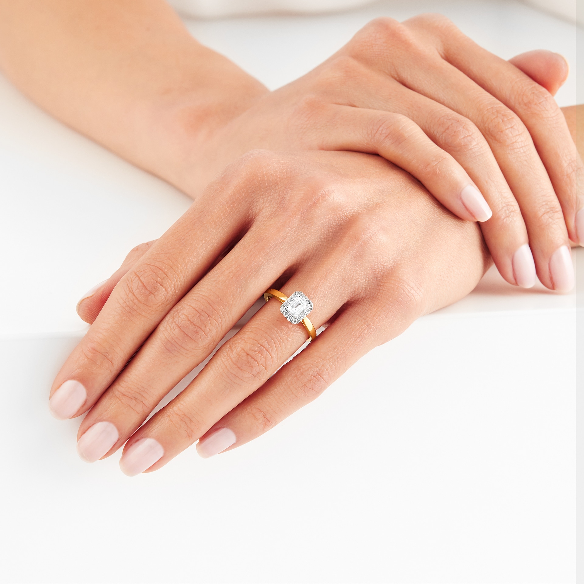 Goldsmiths 18ct Yellow Gold 0.90cttw Diamond Emerald Cut Halo Ring Goldsmiths 18ct Yellow Gold 0.90cttw Diamond Emerald Cut Halo Ring