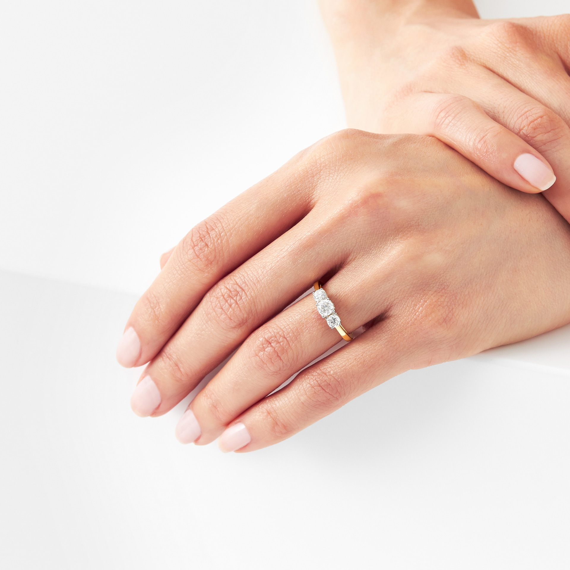 Goldsmiths 18ct Yellow Gold 1.00 Carat Three Stone 88 Facet Diamond Ring