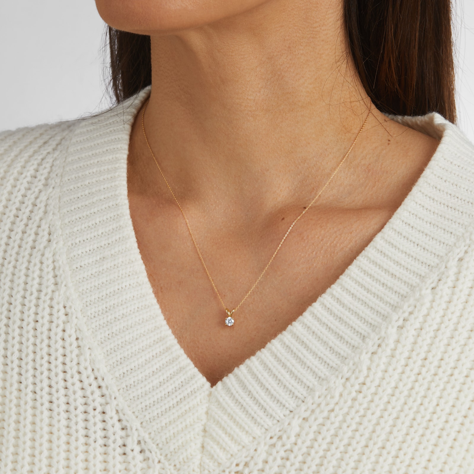 Goldsmiths 9ct Yellow Gold 0.25cttw Diamond Solitaire Pendant Goldsmiths 9ct Yellow Gold 0.25cttw Diamond Solitaire Pendant