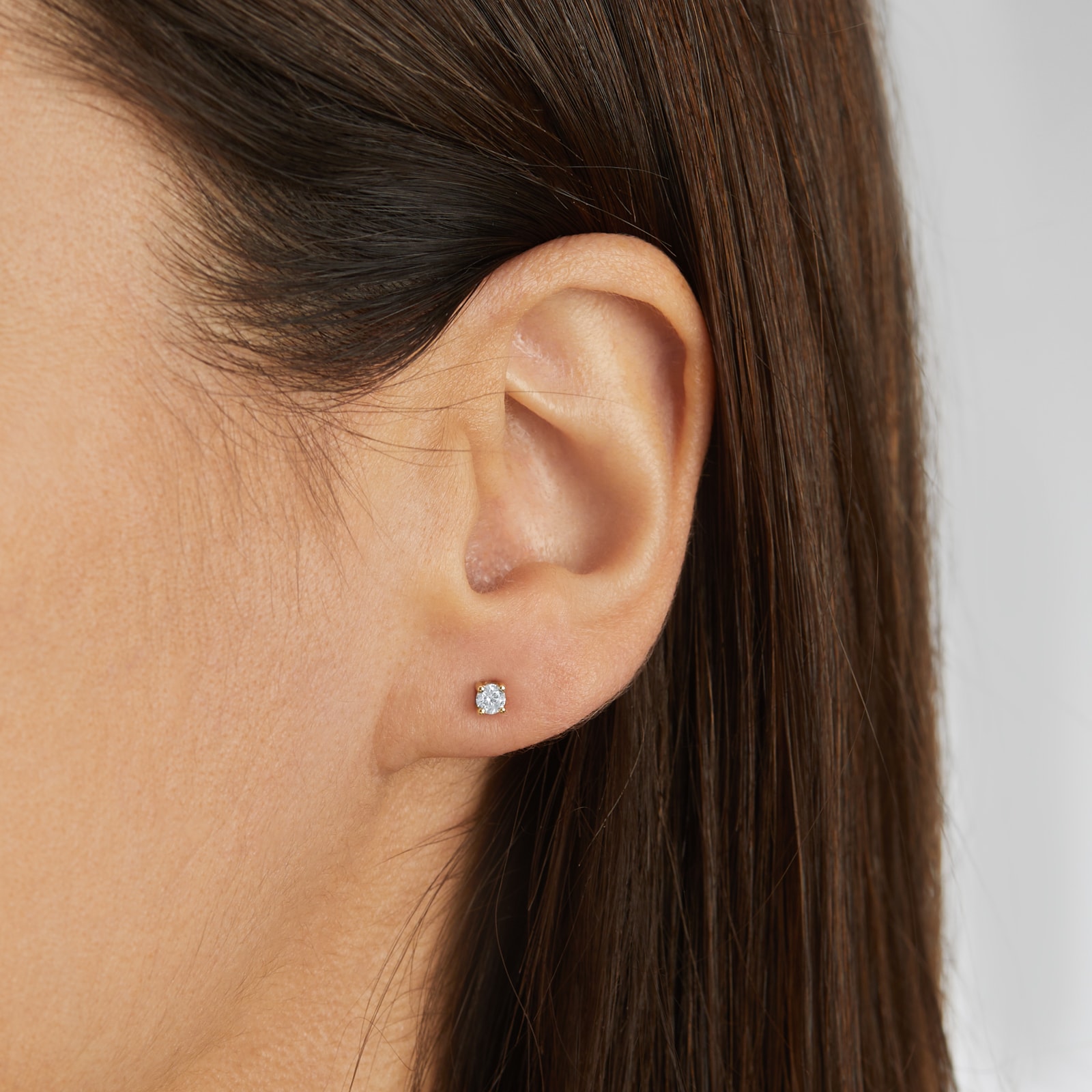 Goldsmiths 9ct Yellow Gold 0.25cttw Diamond Solitaire Stud Earrings Goldsmiths 9ct Yellow Gold 0.25cttw Diamond Solitaire Stud Earrings