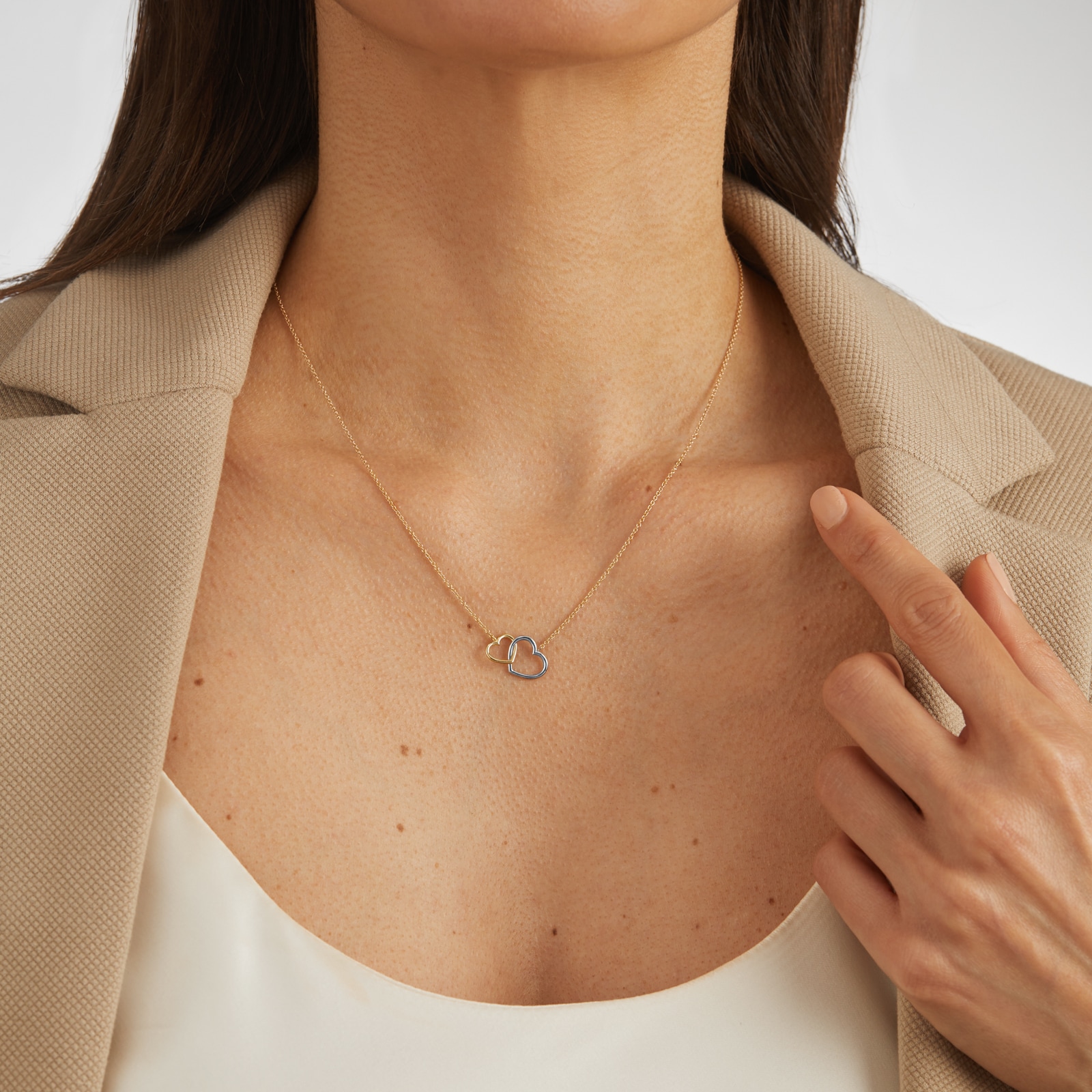 Goldsmiths 9ct Yellow & White Gold Heart Pendant Goldsmiths 9ct Yellow & White Gold Heart Pendant