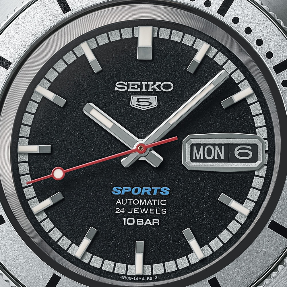 Seiko 5 Sports 5 Sports 'Pepper Black' 1968 Recreation Limited Edition 39.5mm Mens Watch Seiko 5 Sports 5 Sports 'Pepper Black' 1968 Recreation Limited Edition 39.5mm Mens Watch