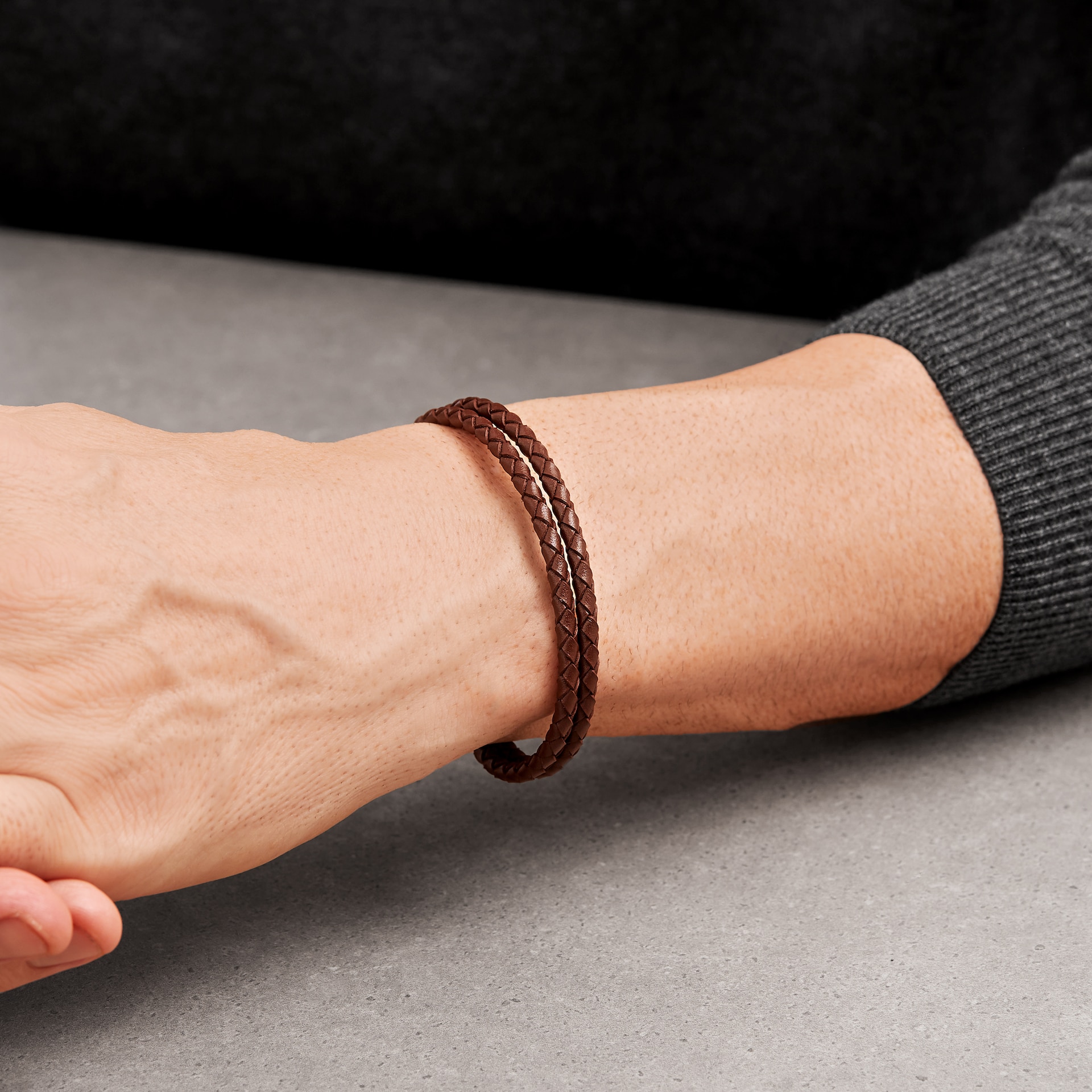 BOSS Gents BOSS Seal Brown Leather Braided Bracelet